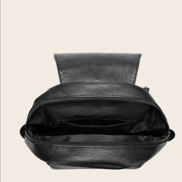 Flap Backpack - Picture 4 of 7